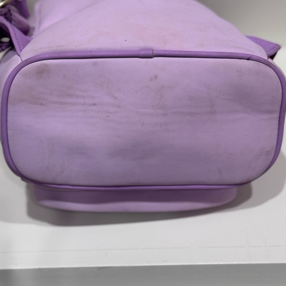 Loungefly Disney Minnie Mouse Holding Flowers - Picture 4 of 5